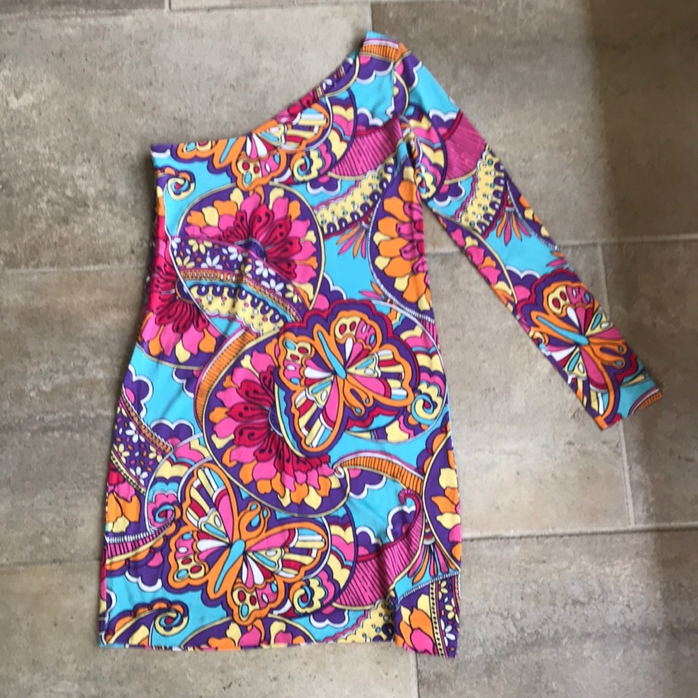 Lilly one sleeved dress